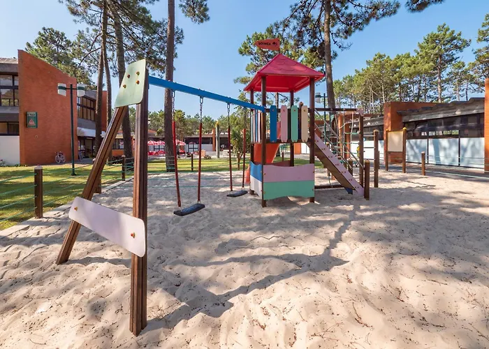 Parque De Campismo Orbitur Vagueira 캠프장